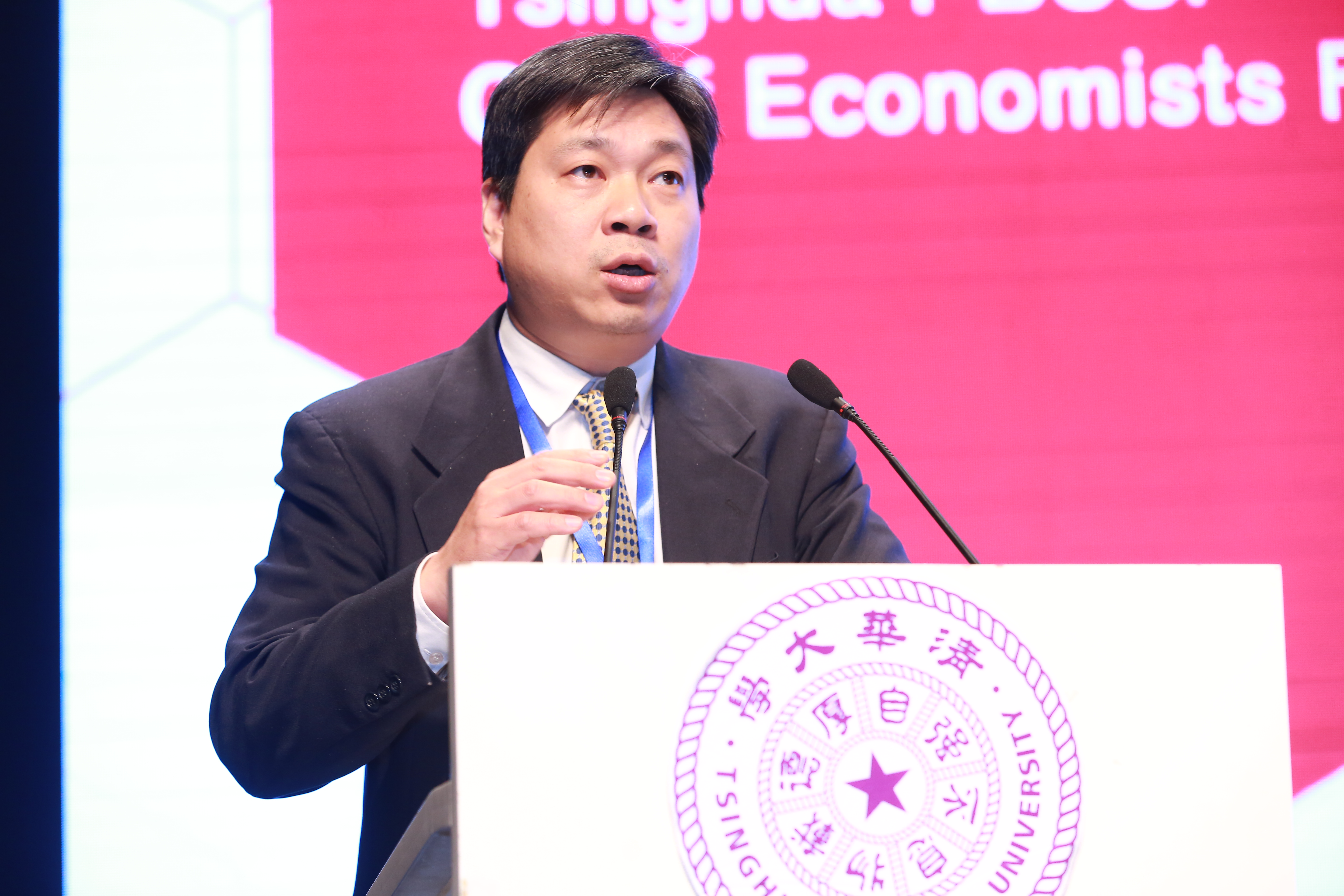 朱海斌.jpg 朱海斌.jpg