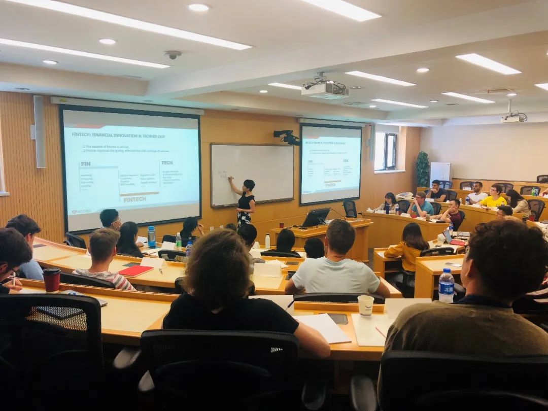 张小燕4.jpg 张小燕4.jpg